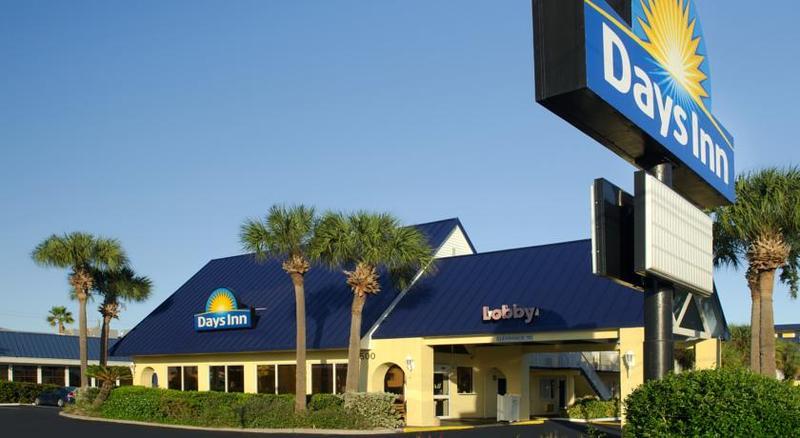 Days Inn By Wyndham Cocoa Cruiseport West At I-95/524 Kültér fotó